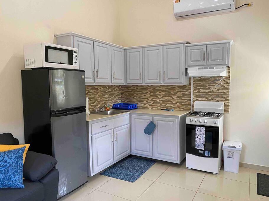 Cozy Studio Apartment in Quiet Neighborhood! Philipsburg  Zewnętrze zdjęcie